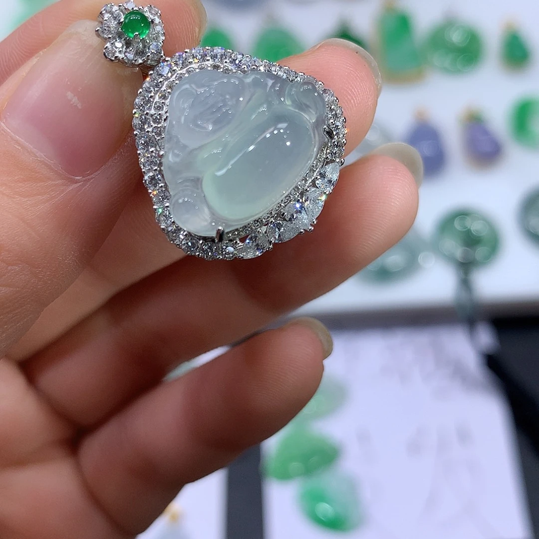 翡翠未镶嵌吊坠(不含链)佛公