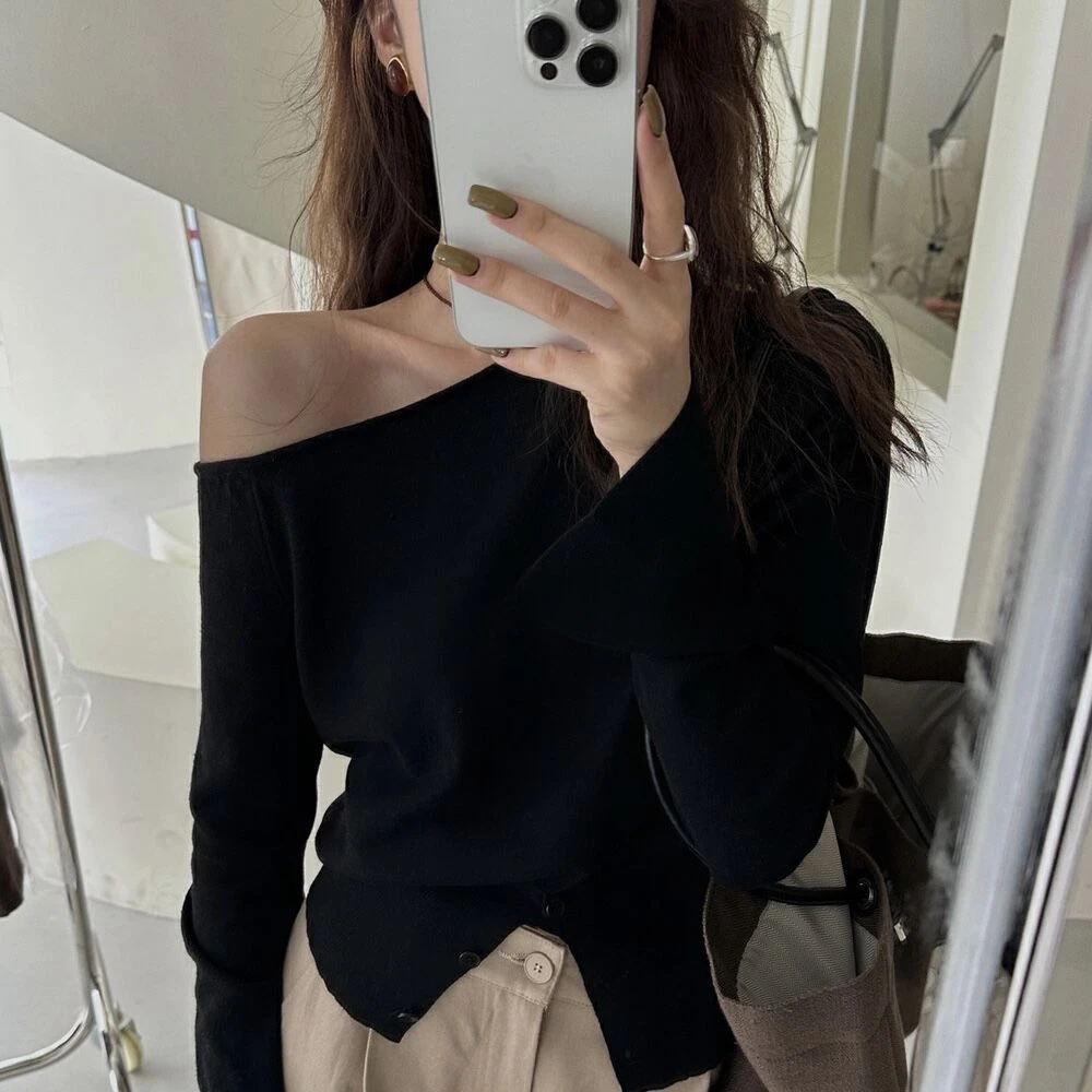 【工厂现发】2025春秋季不规则露肩针织衫超好看上衣百搭显白性感风