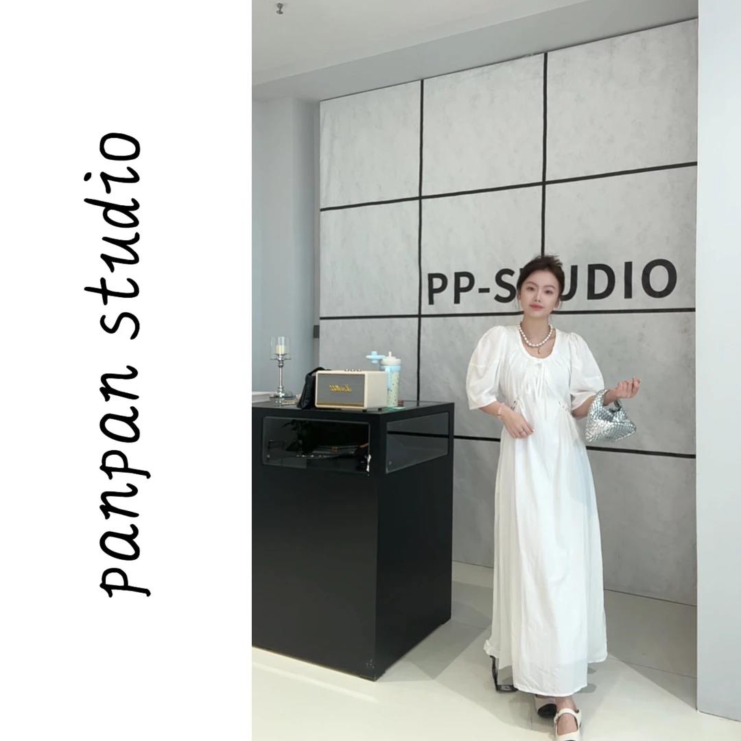 潘潘/2024新款法式温柔风气质优雅收腰镂空时尚泡泡袖连衣裙50378