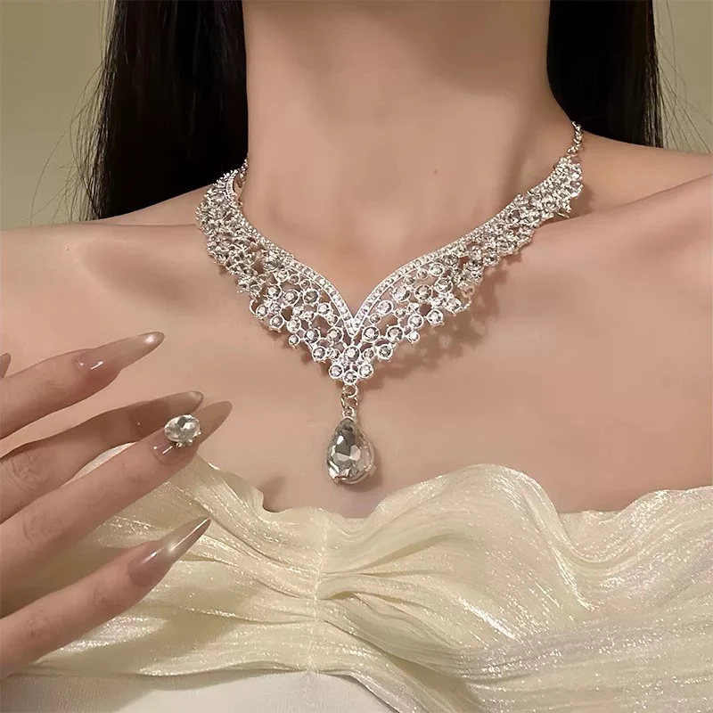 非金属仿水晶项链 【女神降临】超闪水滴锆石项链奢华宴会颈链配饰