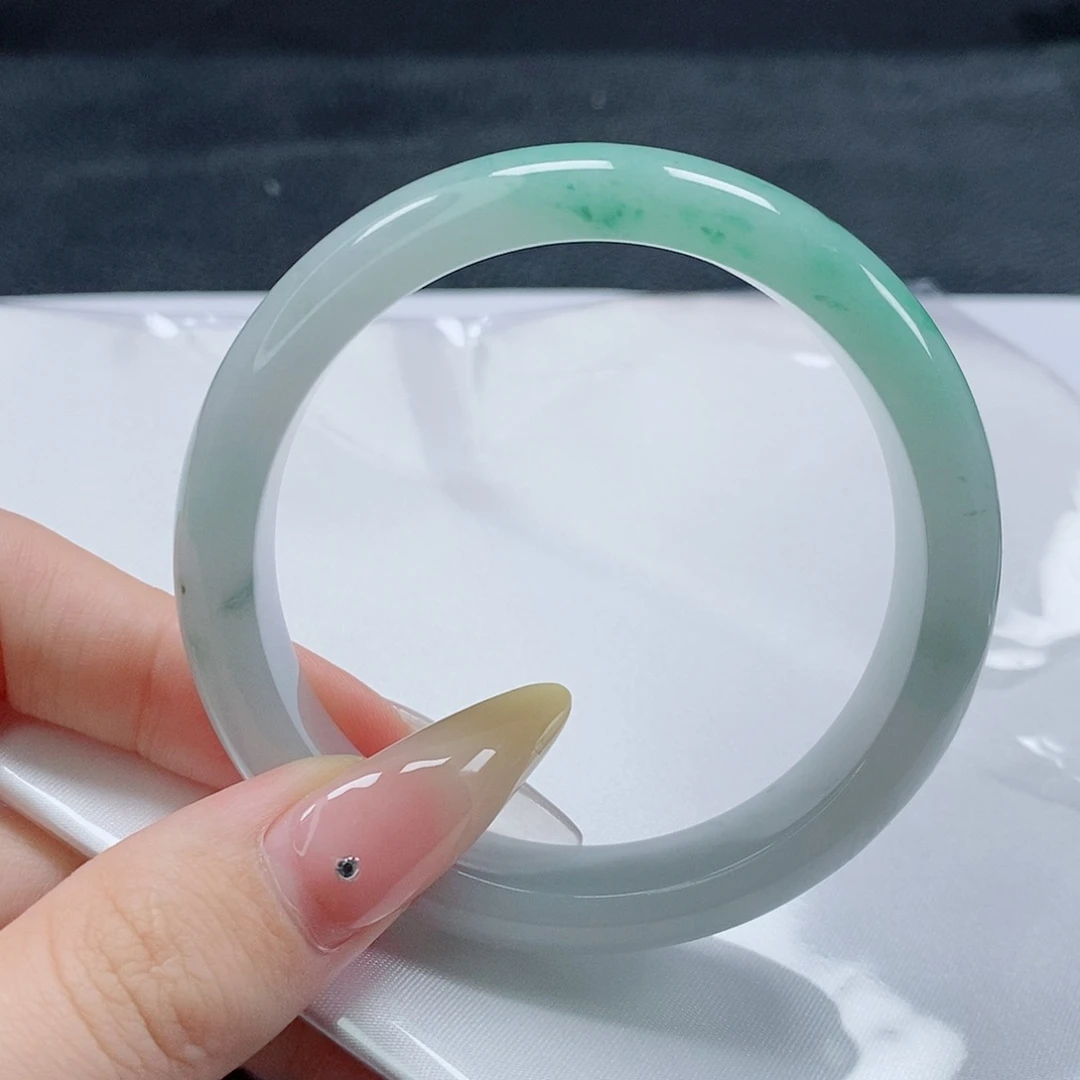 【闪购商品】未镶嵌手镯翡翠338号