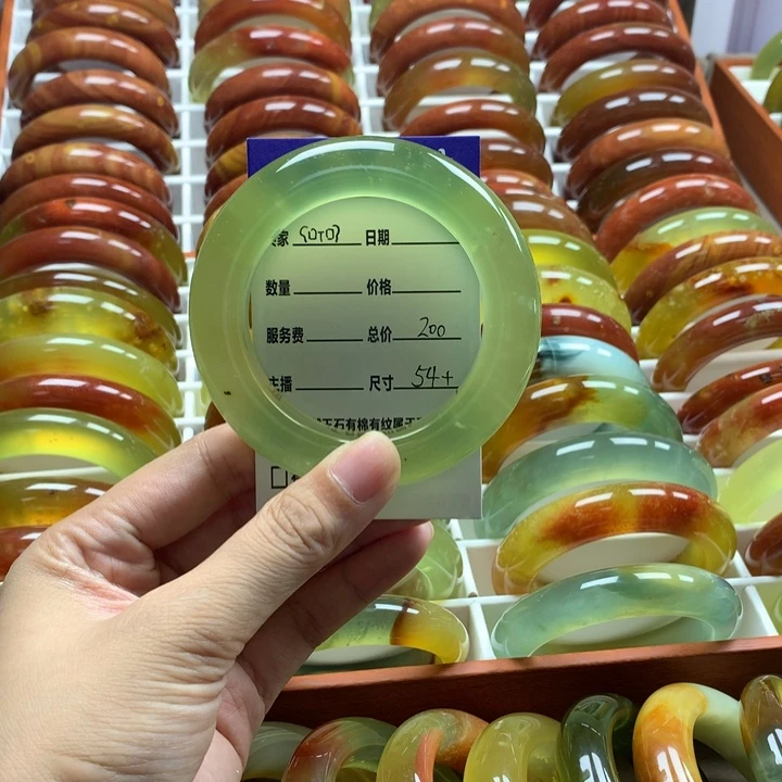ʕ***ʔ蛇纹石玉未镶嵌手镯