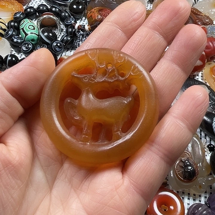 玛瑙/玉髓未镶嵌挂件