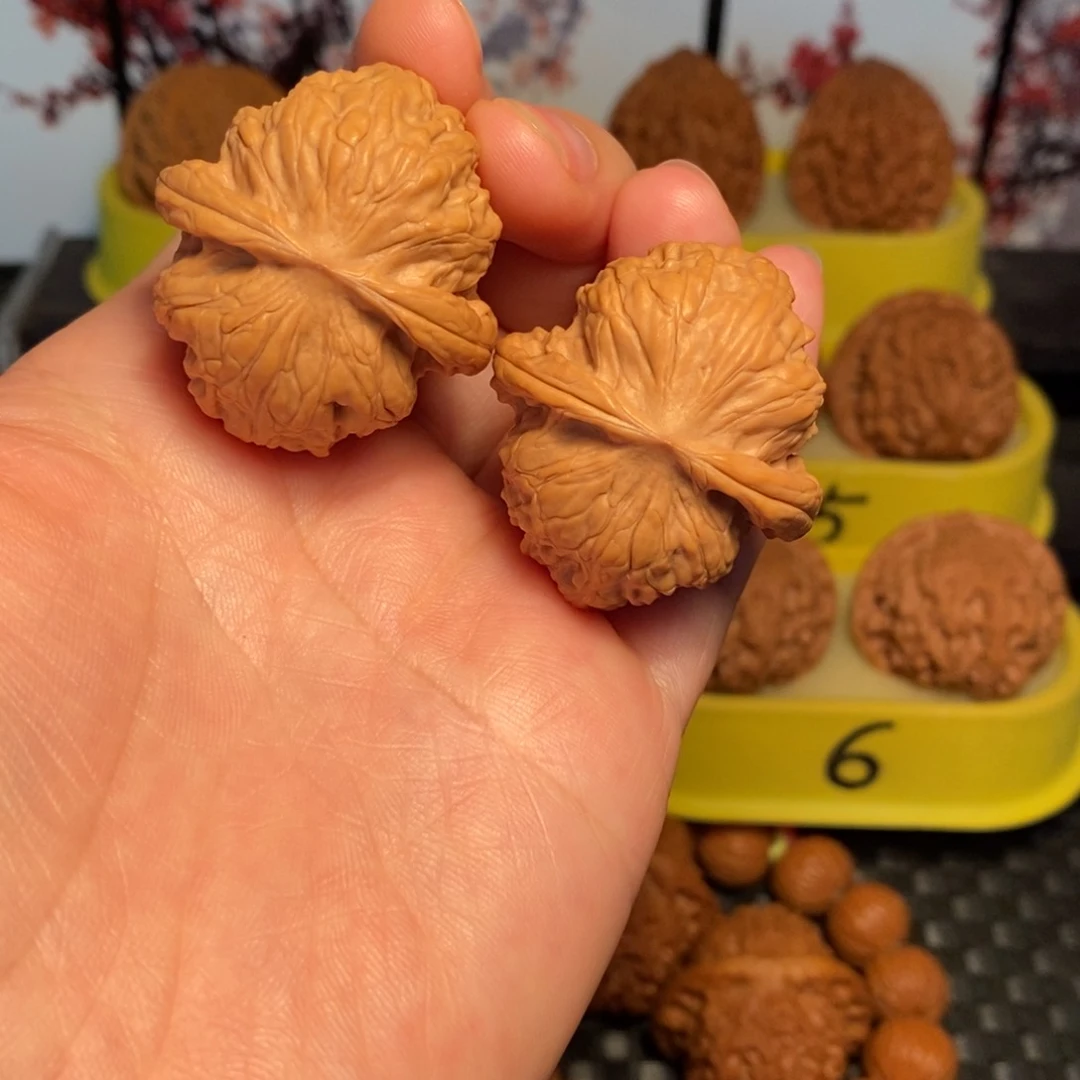 文玩核桃把件35尺昌闷核桃