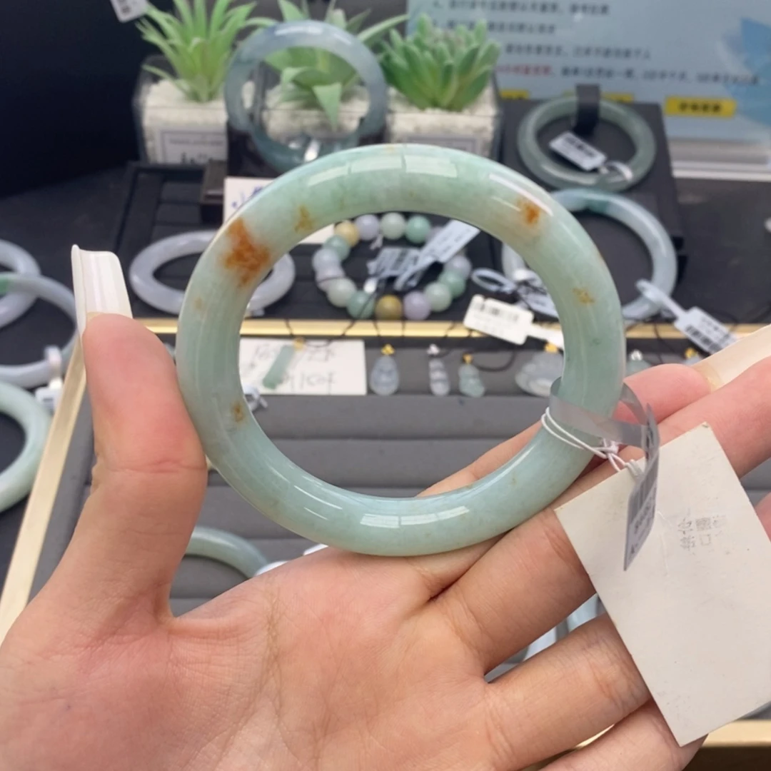 【闪购商品】未镶嵌手镯翡翠