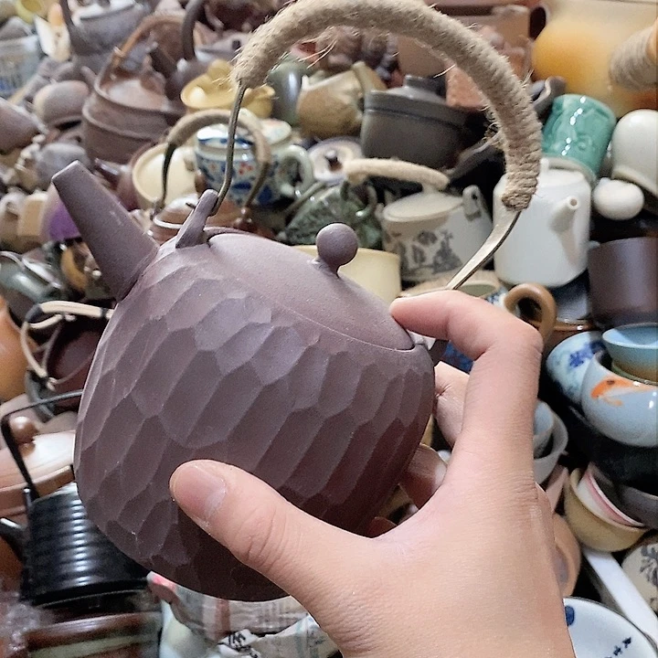 瓷片荷花的小尾巴真的好可爱呜呜哈哈笑起来是