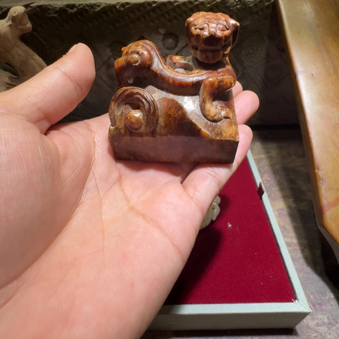 和田玉（糖玉）颈饰未镶嵌依*