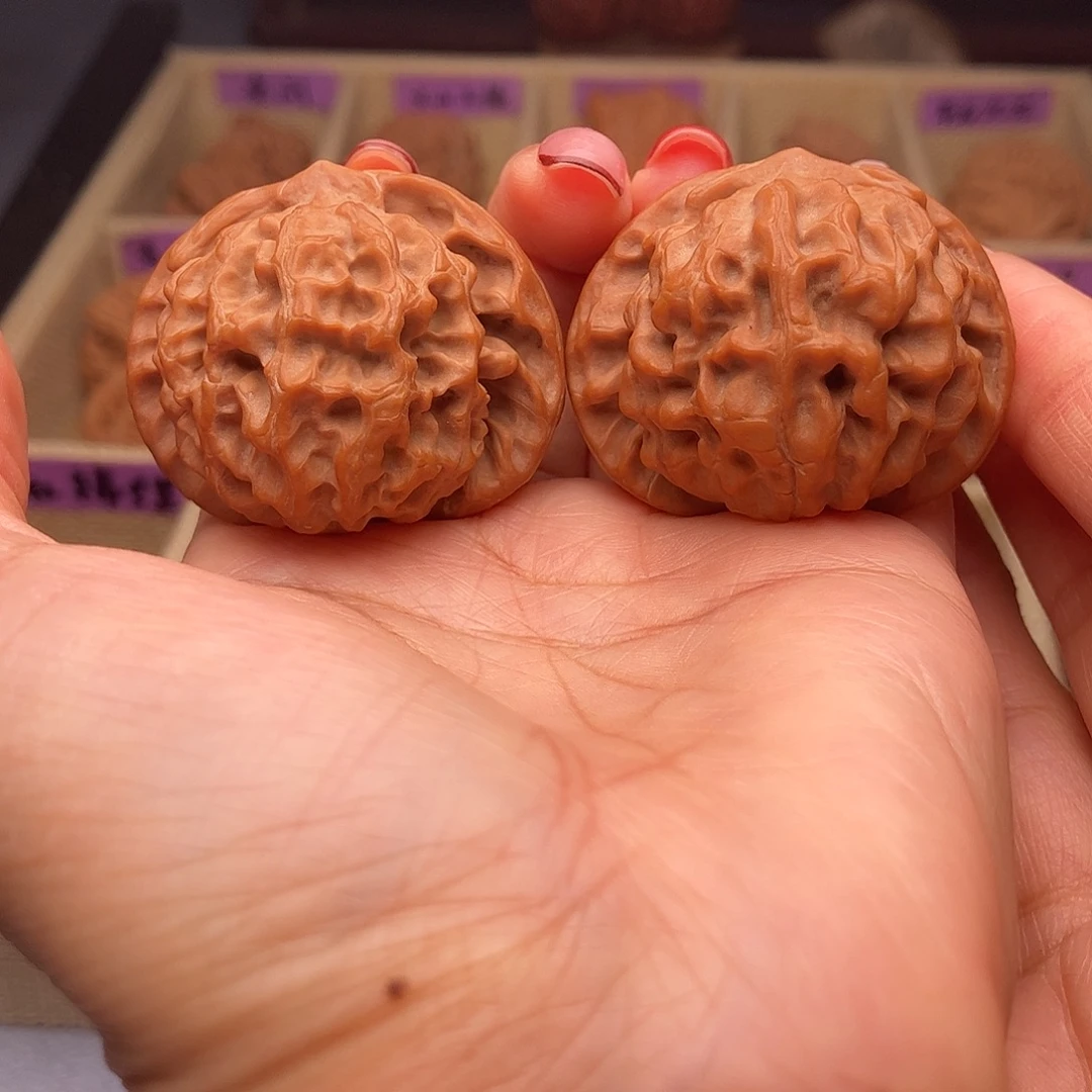 文玩核桃把件龙鳞40