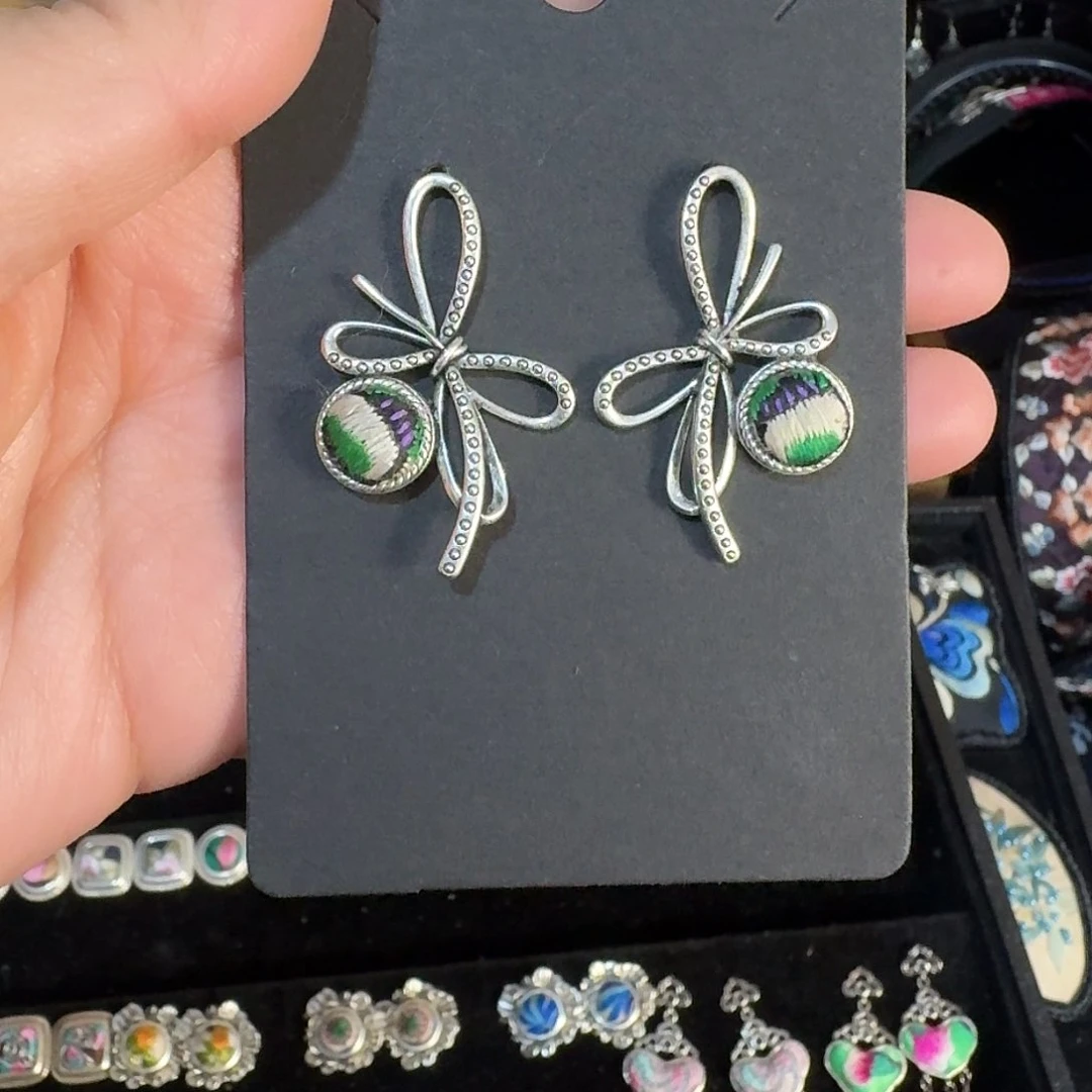 刺绣民族风刺绣老绣耳钉