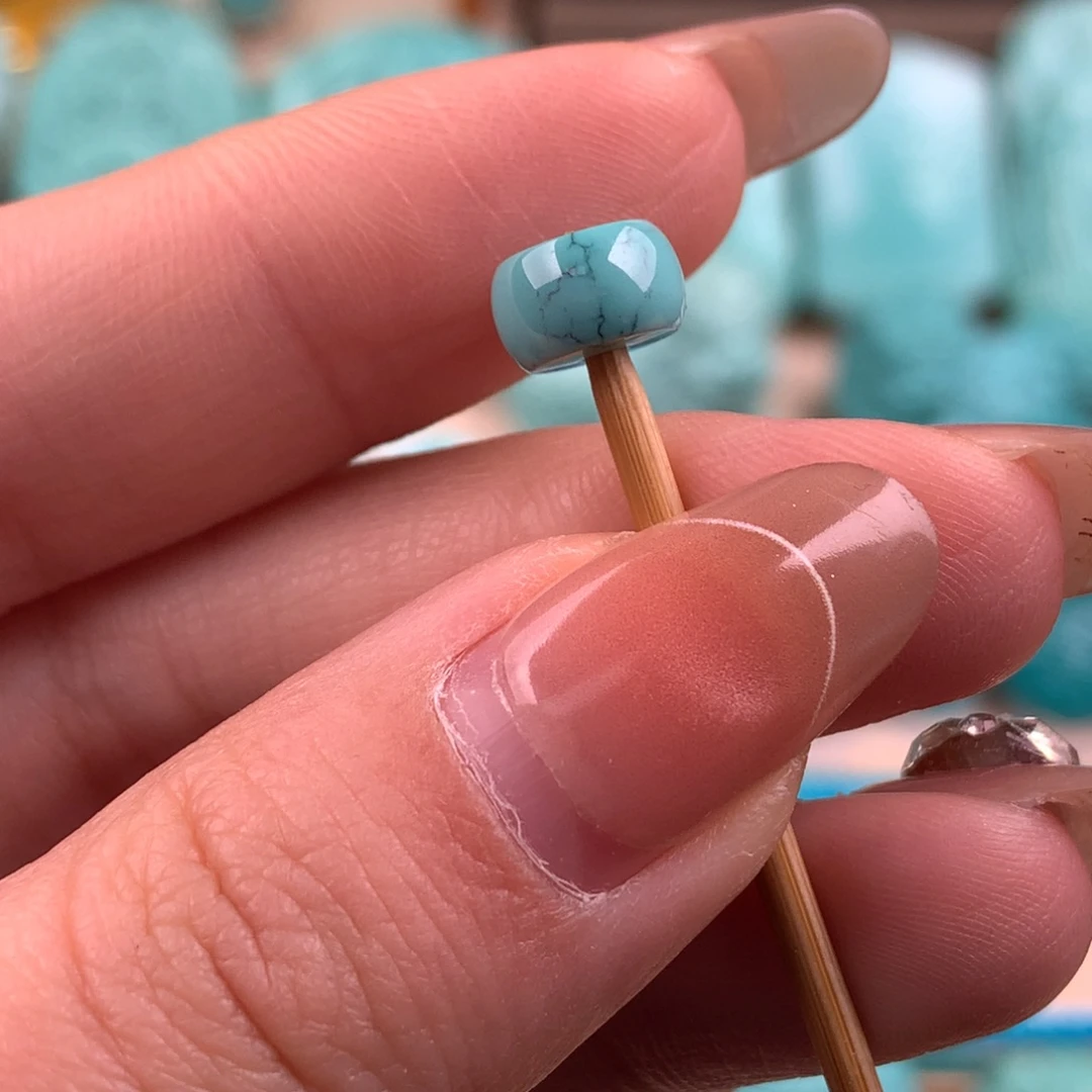 绿松石未镶嵌直切8.3