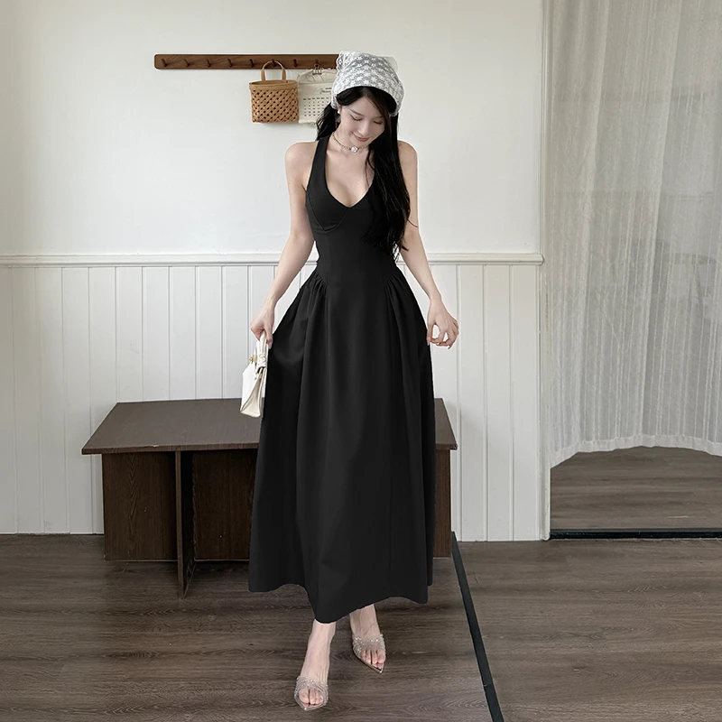 【法式感】法式气质名媛高级感镂空纯色性感显瘦收腰V领露背连衣裙