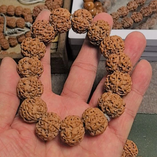 金刚菩提手串五星蜂王大金刚手串，20左右，拍一发二