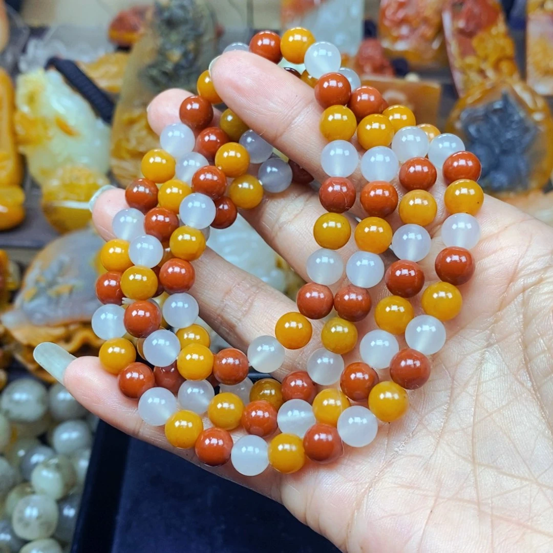 石英质玉（黄龙玉）未镶嵌颈饰