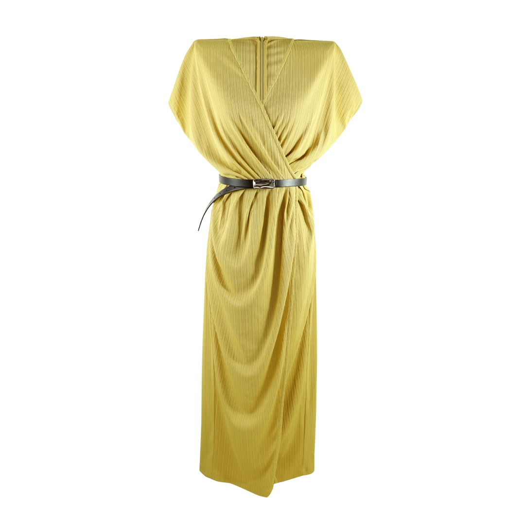 「浪漫前奏」2025夏季新款设计轻奢松弛修身褶皱连衣裙SHBZXP641425