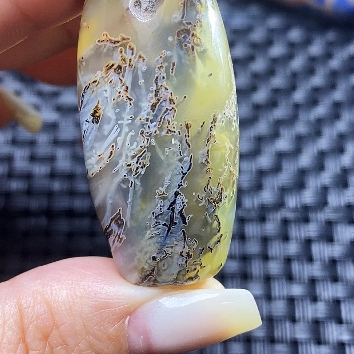宝***碗玛瑙/玉髓未镶嵌颈饰