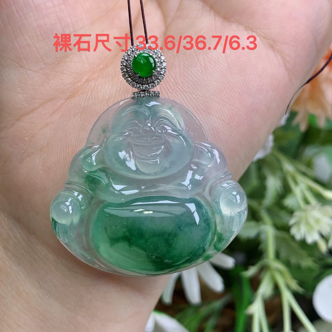 缅甸天然翡翠A货18k高冰起光飘绿佛公吊坠佳尺寸42.8/36.7/6.3mm