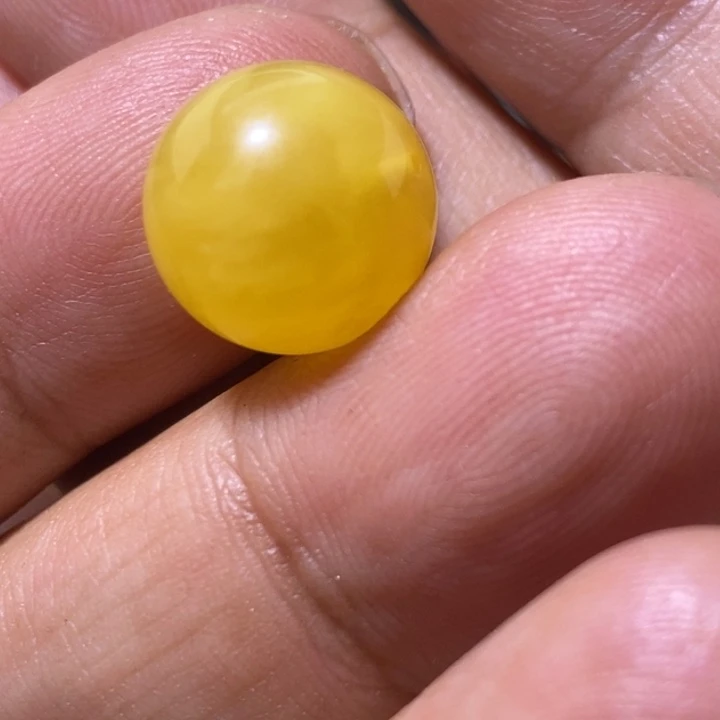 蜜蜡裸石未镶嵌配饰