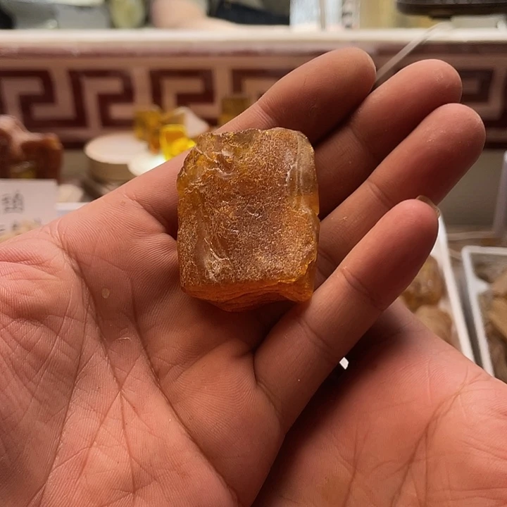 蒢***未镶嵌定制琥珀天然琥珀蜜蜡