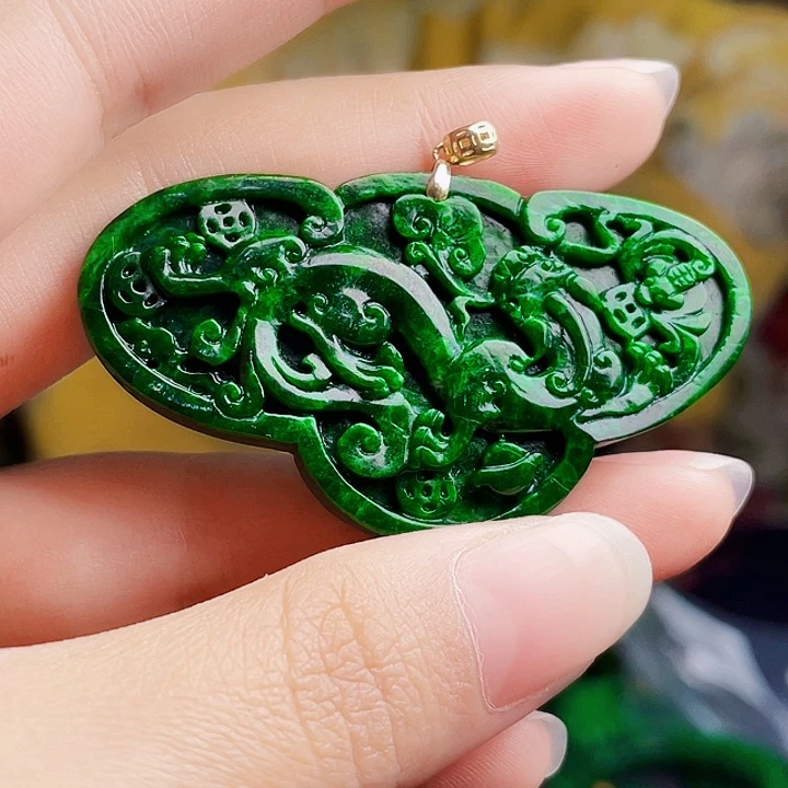 翡翠18K金镶嵌颈饰多样性