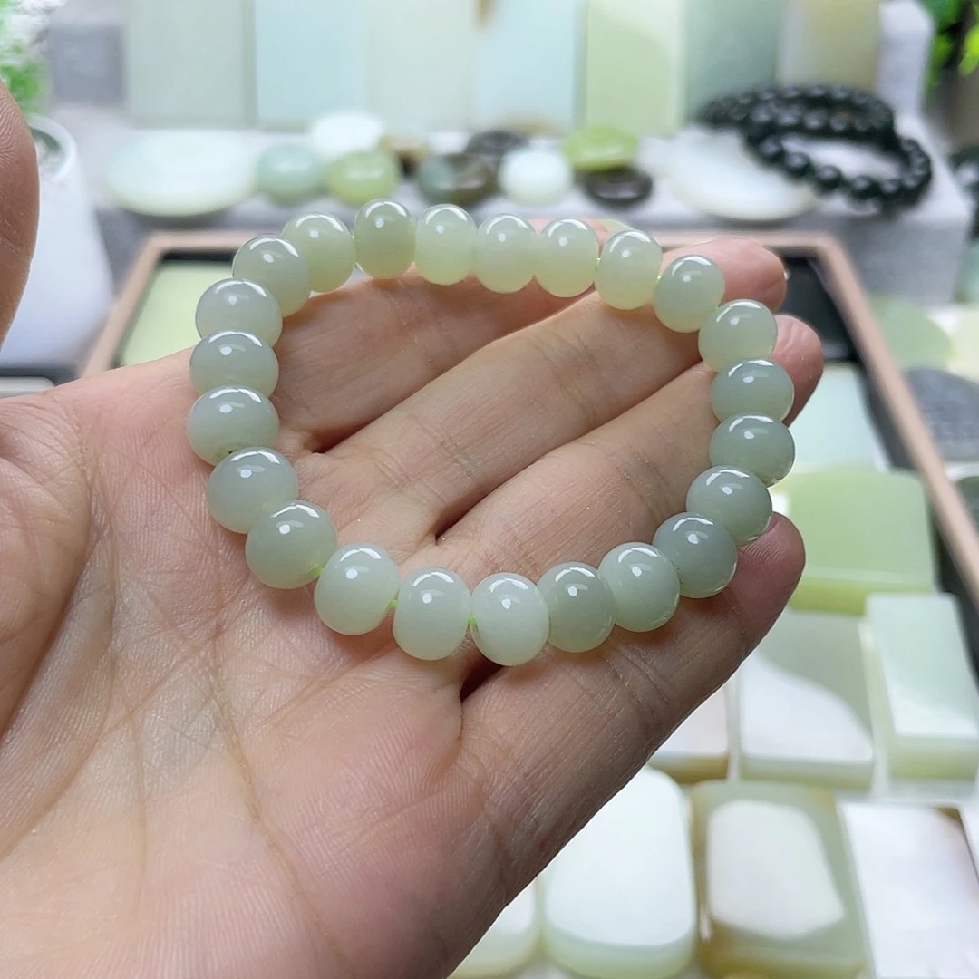 和田玉（糖玉）未镶嵌颈饰.****