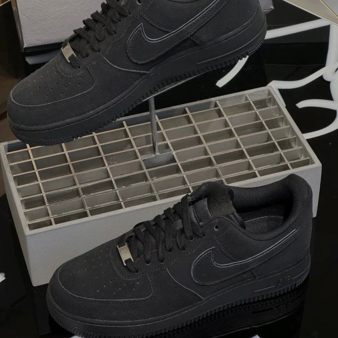 NIKE/耐克【黑武士】麂皮空军 时尚舒适休闲 男款AF1板鞋 HQ1966002