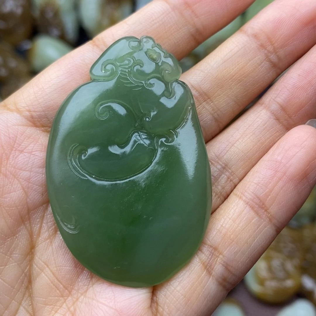 项链未镶嵌和田玉（糖玉）