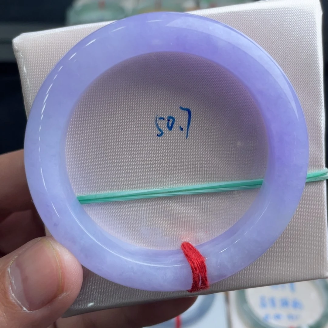 翡翠手镯未镶嵌翡翠手镯