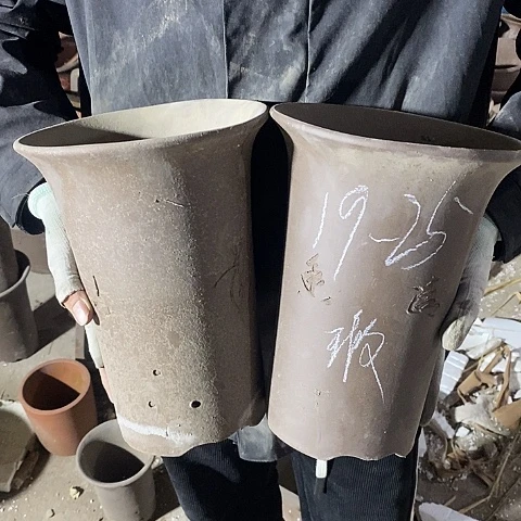 紫砂中国宜兴紫砂花盆，