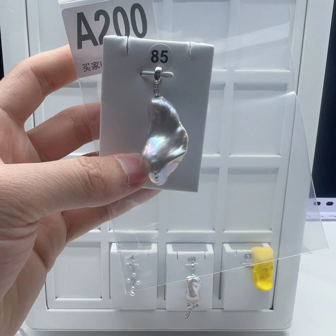 淡水珍珠合金颈饰