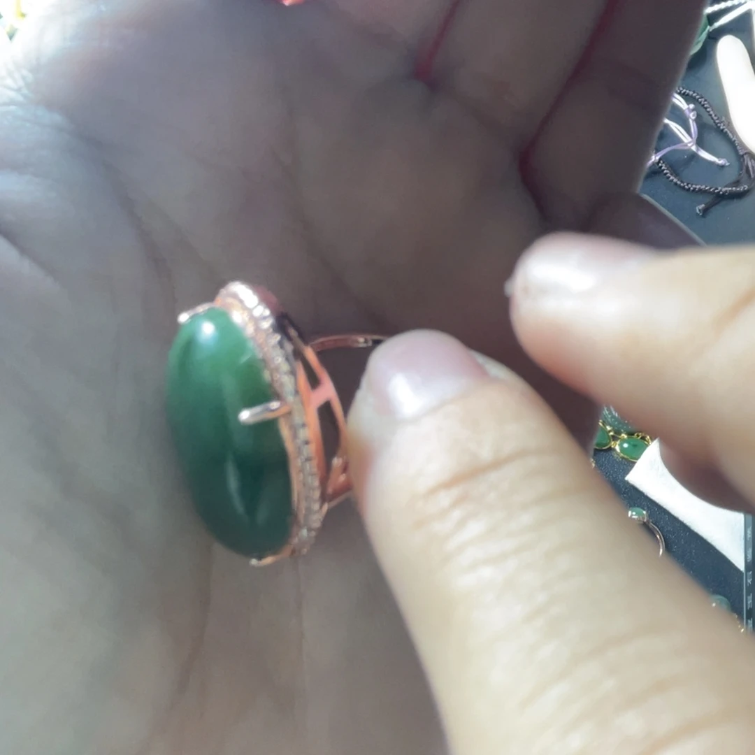 和田玉未镶嵌戒指