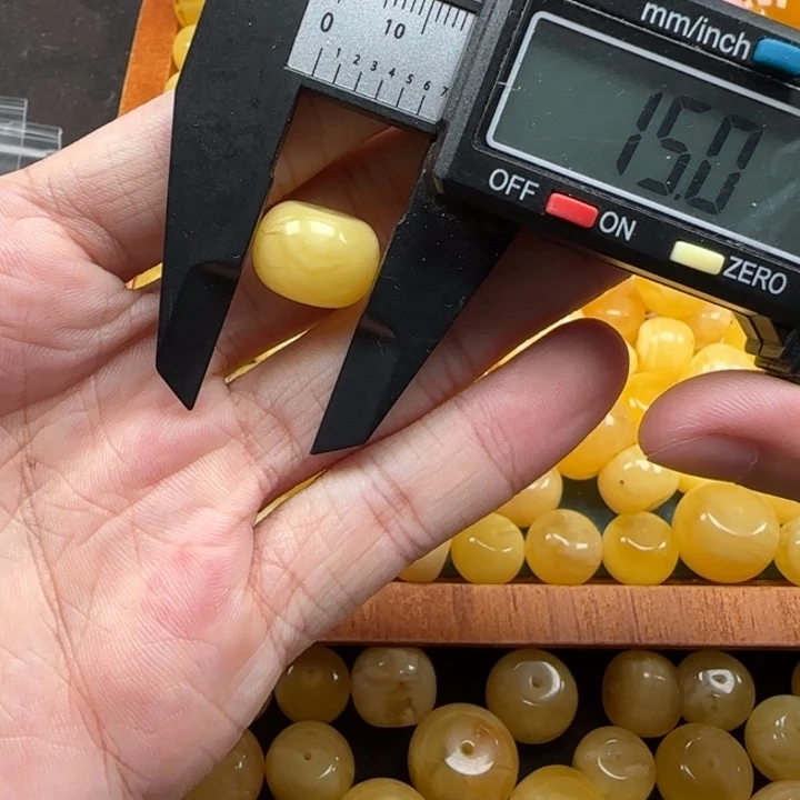 蜜蜡未镶嵌珠宝奇石天然166