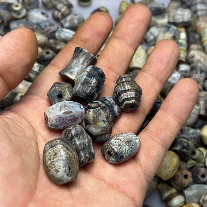 玻璃颈饰5441。1包