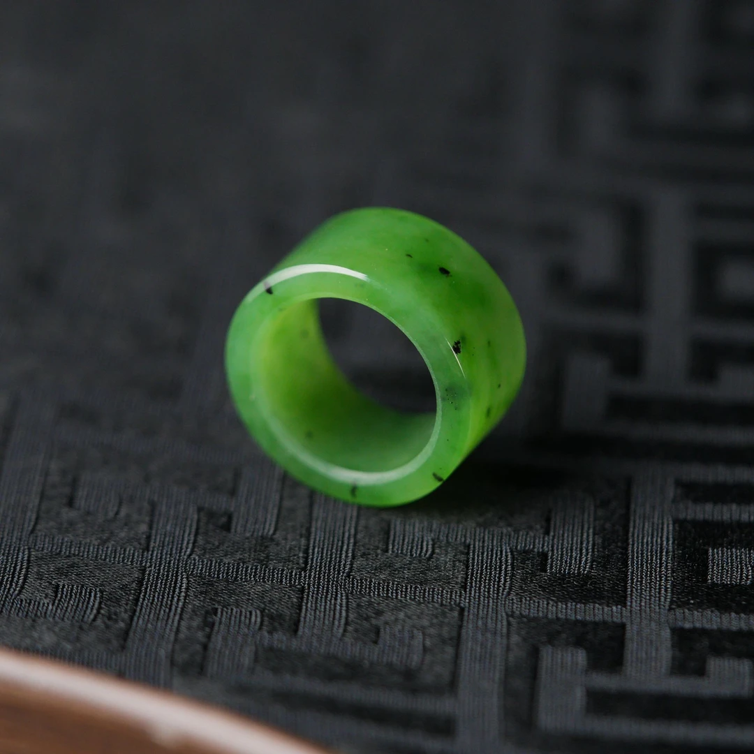 【诗蓉】春环·典藏级和田玉老料指环AJ0840条宽12*3