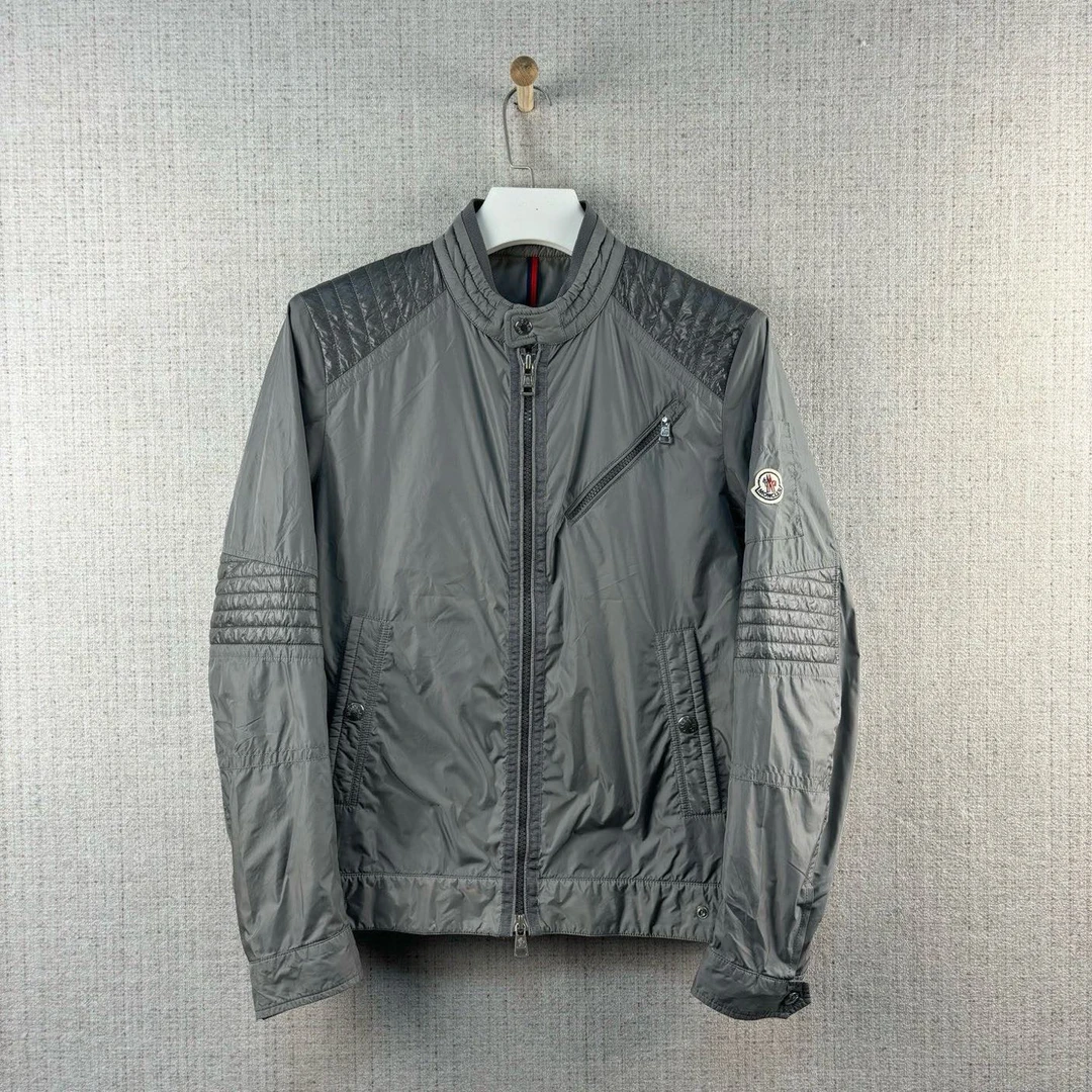 99新 MONCLER 袖标轻薄机车夹克外套/尺码3/编号9047
