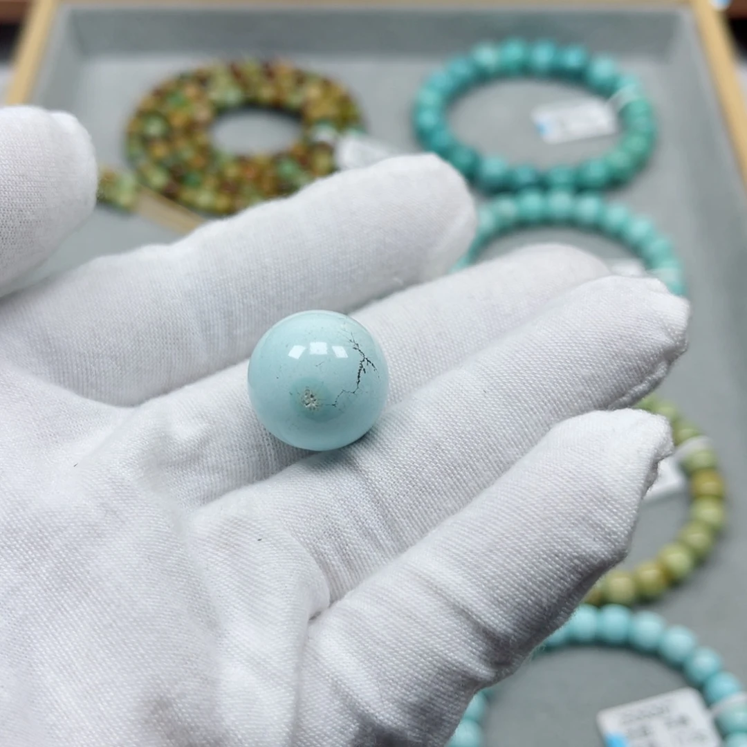 绿松石未镶嵌挂件