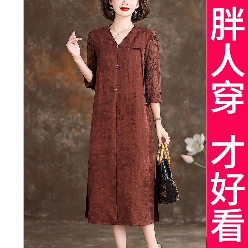 200斤高档大码连衣裙女2025爆款新中式高端洋气中年妈妈裙