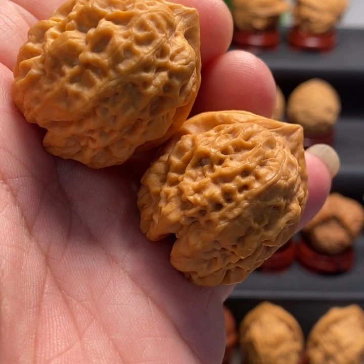 吊坠文玩核桃铁南疆43