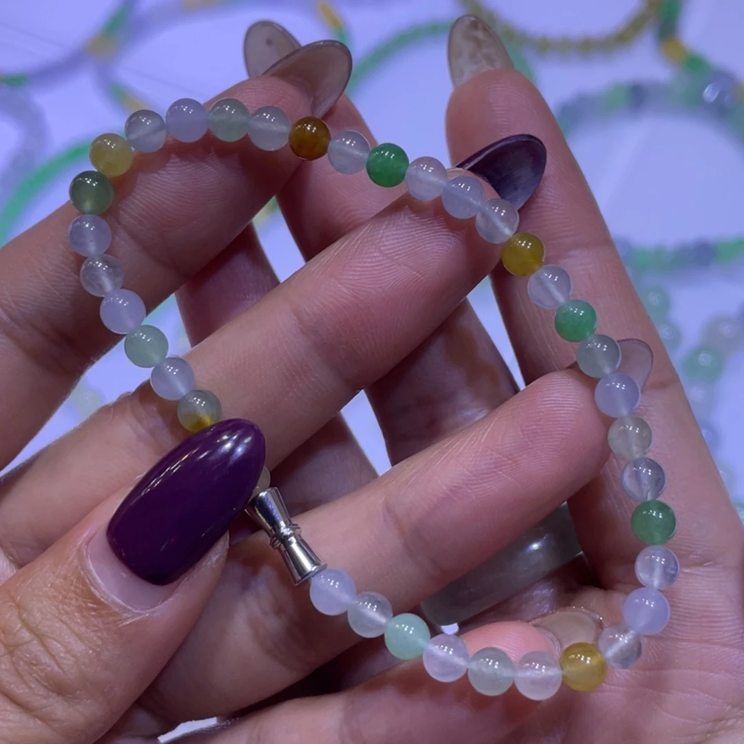 颈饰未镶嵌翡翠手串