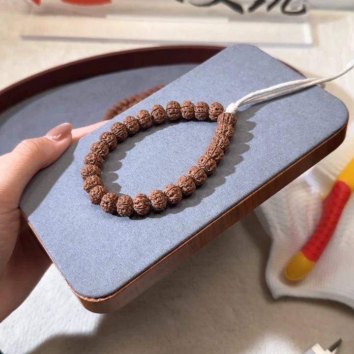 金刚菩提吊坠纯血老树王手持11