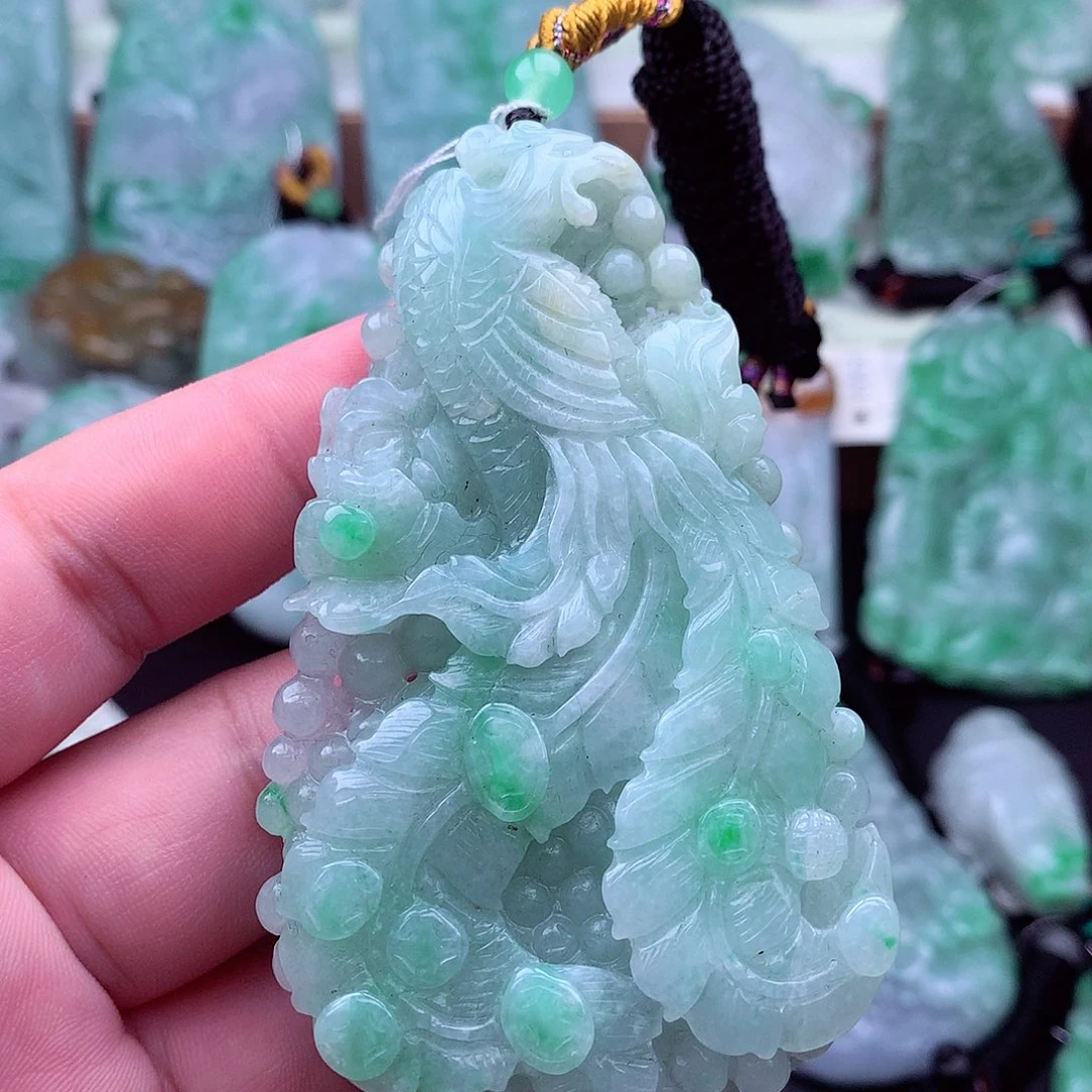 吊坠(不含链)未镶嵌翡翠