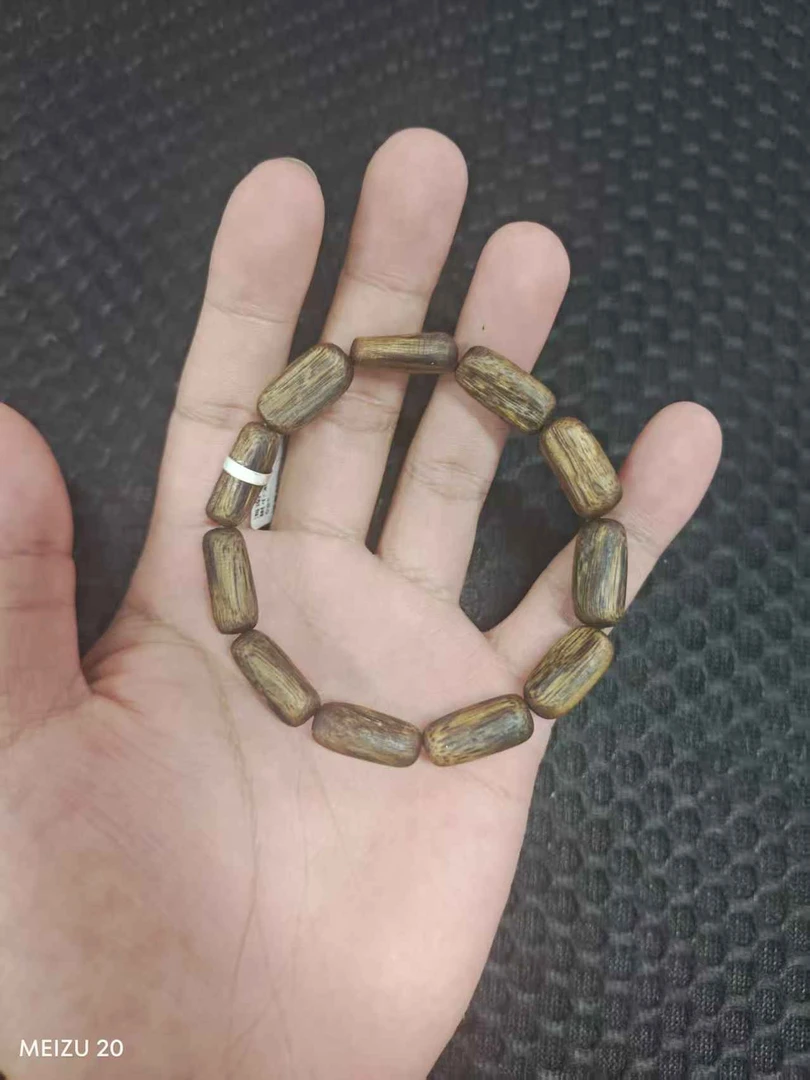 沉香【央博专享】沉香乌身随型单圈多样性发其一