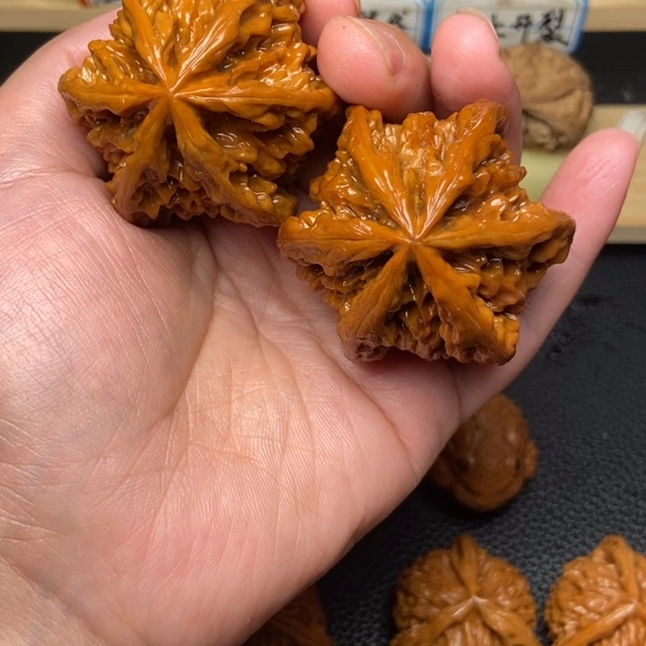 文玩核桃把件诗**意工艺六棱