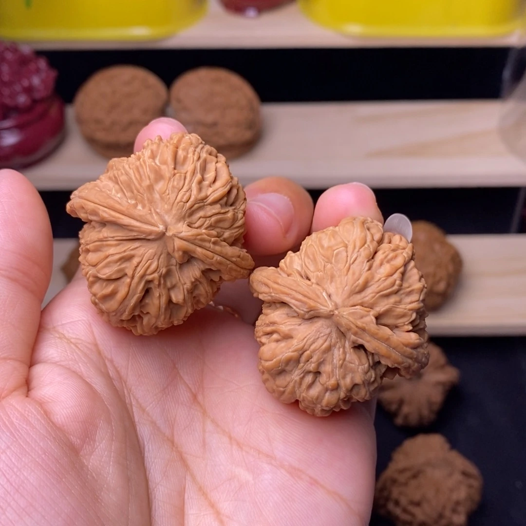 文玩核桃把件37白狮子