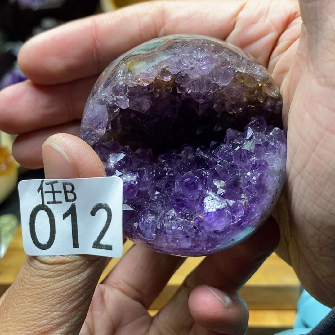 水晶大型摆件（非配饰）未镶嵌