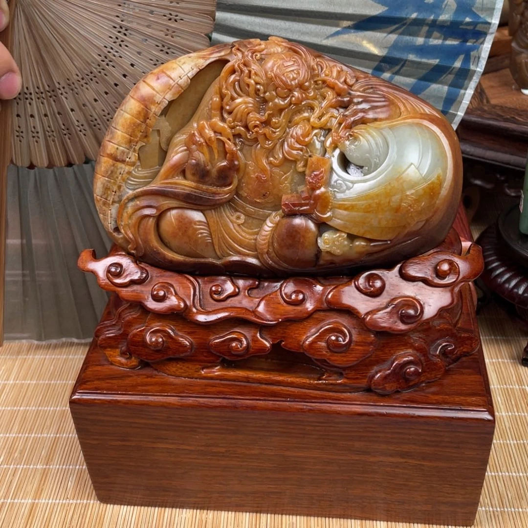 未镶嵌和田玉摆件