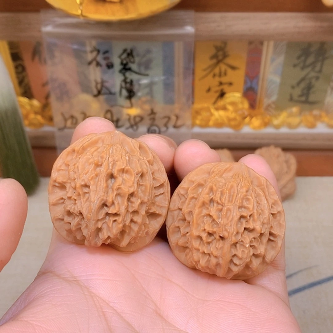 文玩核桃把件平顶山闷尖