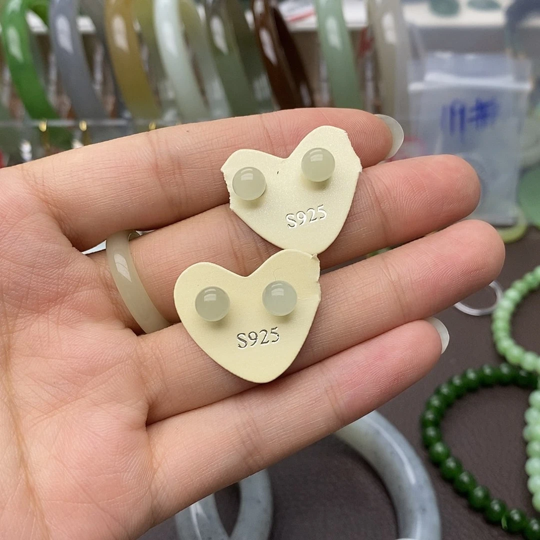 手串未镶嵌和田玉