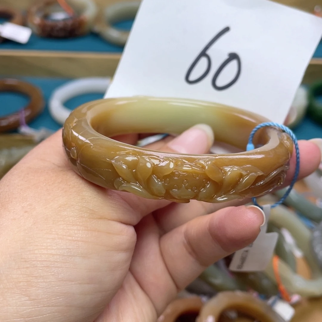未镶嵌手镯和田玉圈口58