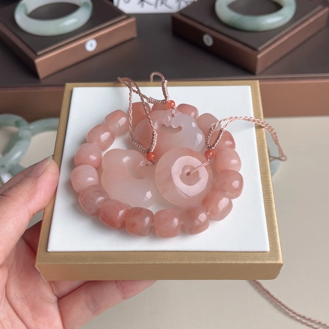 石英质玉手镯未镶嵌小*