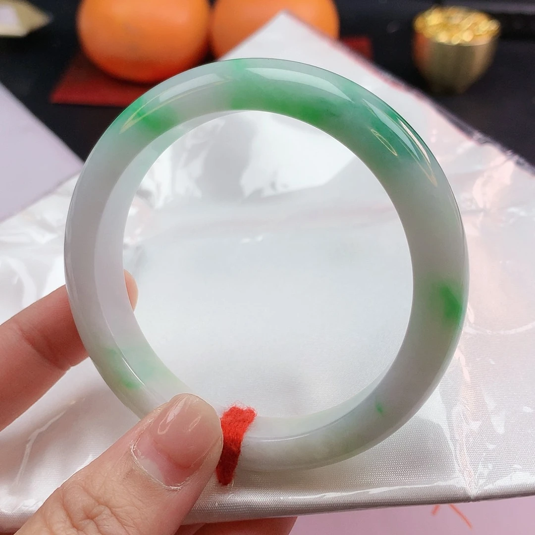 翡翠手镯未镶嵌57圈2319